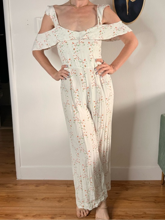 S/W/F Pants - Off-Shoulder Floral Jumpsuit in White